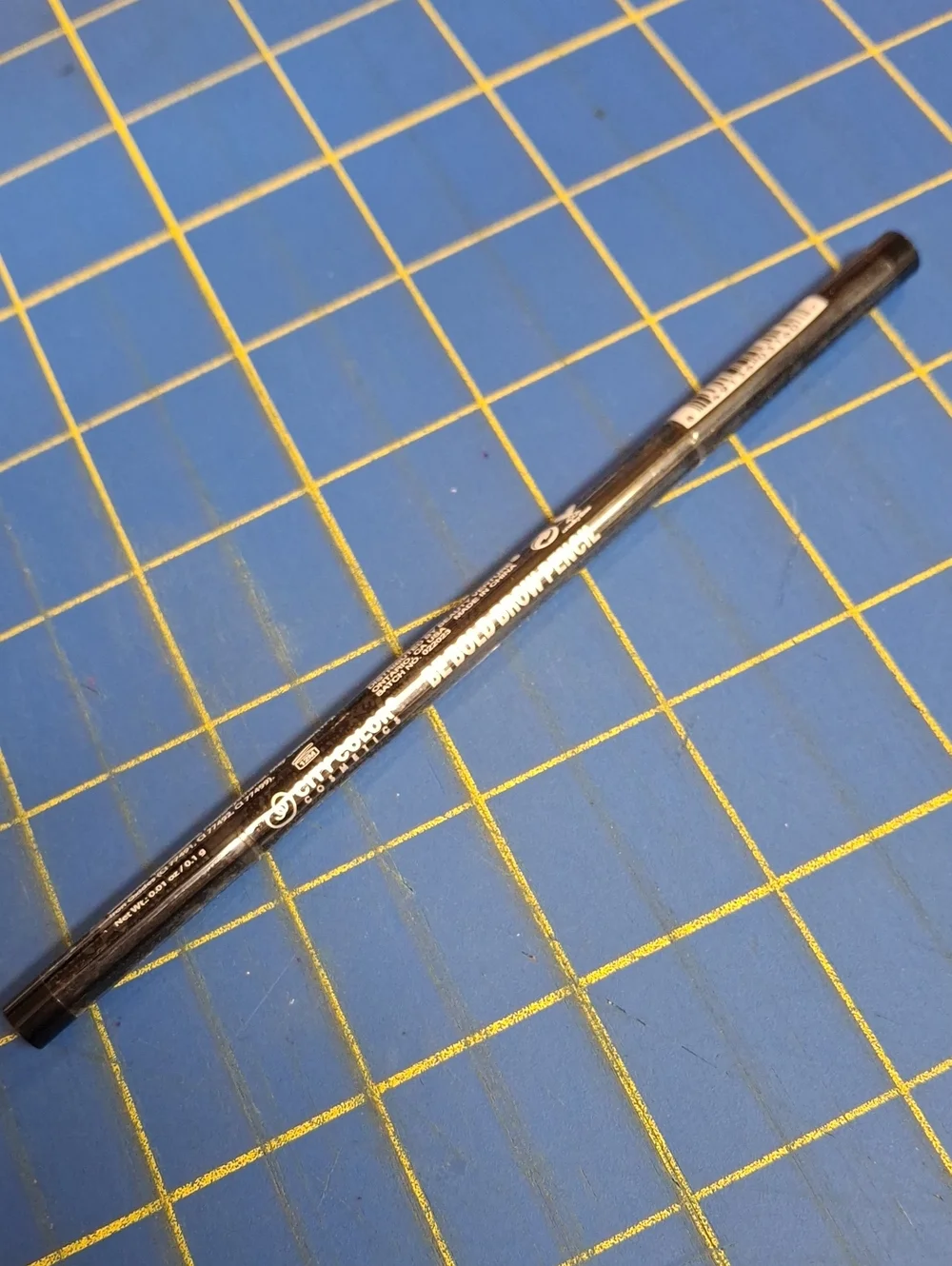 City Color Be Bold Brow Pencil 0.1g New Sealed - Ebony
